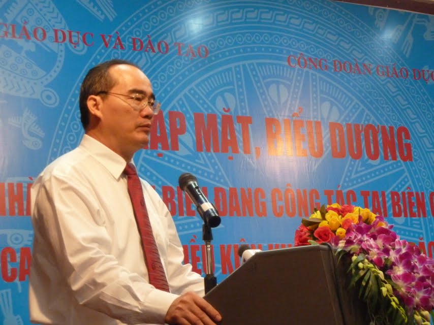Gặp mặt, biểu dương nữ nhà giáo tiêu biểu tại các vùng đặc biệt khó khăn